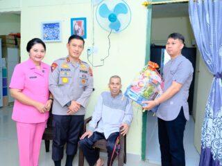 Kapolda Sulsel Laksanakan Giat Anjangsana dalam Rangka Hari Bhayangkara ke-79 Tahun 2025