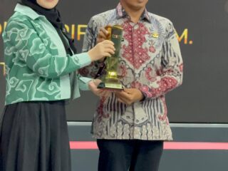 Inovatif Kawal Swasembada Pangan, Bupati Syaharuddin Alrif Sabet Penghargaan tvOne