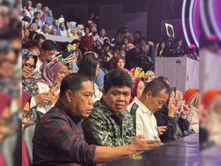 Pengusaha Bugis di Papua Barat Takluk oleh Suara Syaqira: “Ia Bawa Nama Sidrap di Hati Kami”