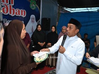 Safari Ramadan di Masjid Mujahidin, Bupati Uraikan Program yang Langsung Dirasakan Warga