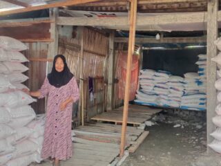 Pengecer Pupuk di Pajalele Imbau Petani Segera Tebus Pupuk Subsidi untuk MT2