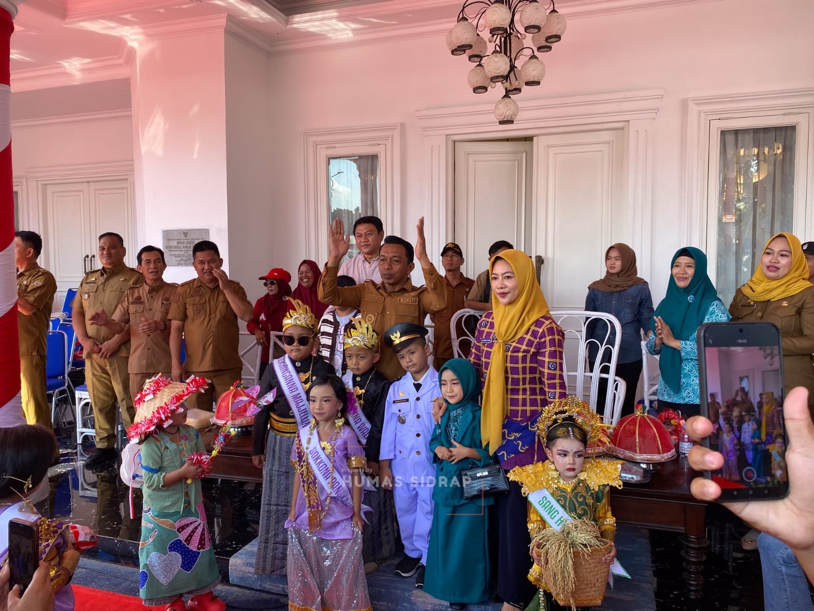 Keceriaan Berbalut Semangat Merah Putih, Karnaval TK-PAUD Hidupkan Peringatan HUT RI di Maritengngae