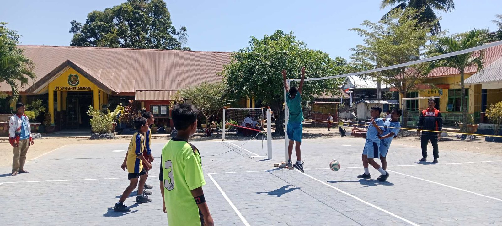 UPT SDN 4 Watang Sidenreng Raih Runner-up Voli Putra Tingkat SD Se-Kecamatan Watang Sidenreng