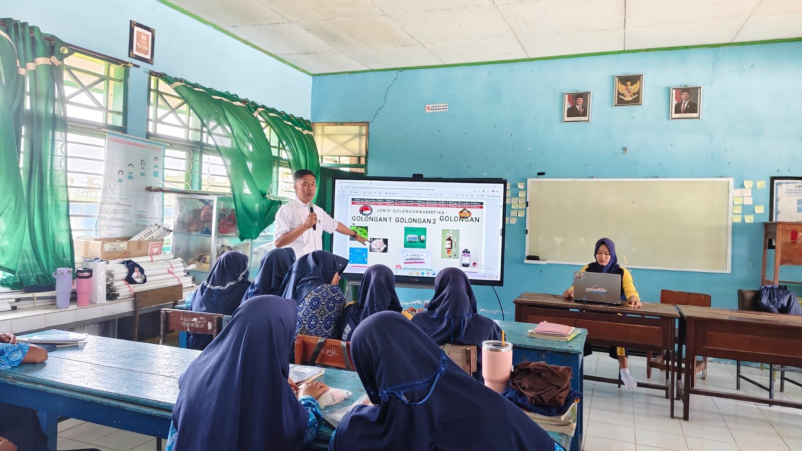 IPTU As’ad Usman Ingatkan Pelajar SMP 4 Maritengngae Jauhi Narkoba