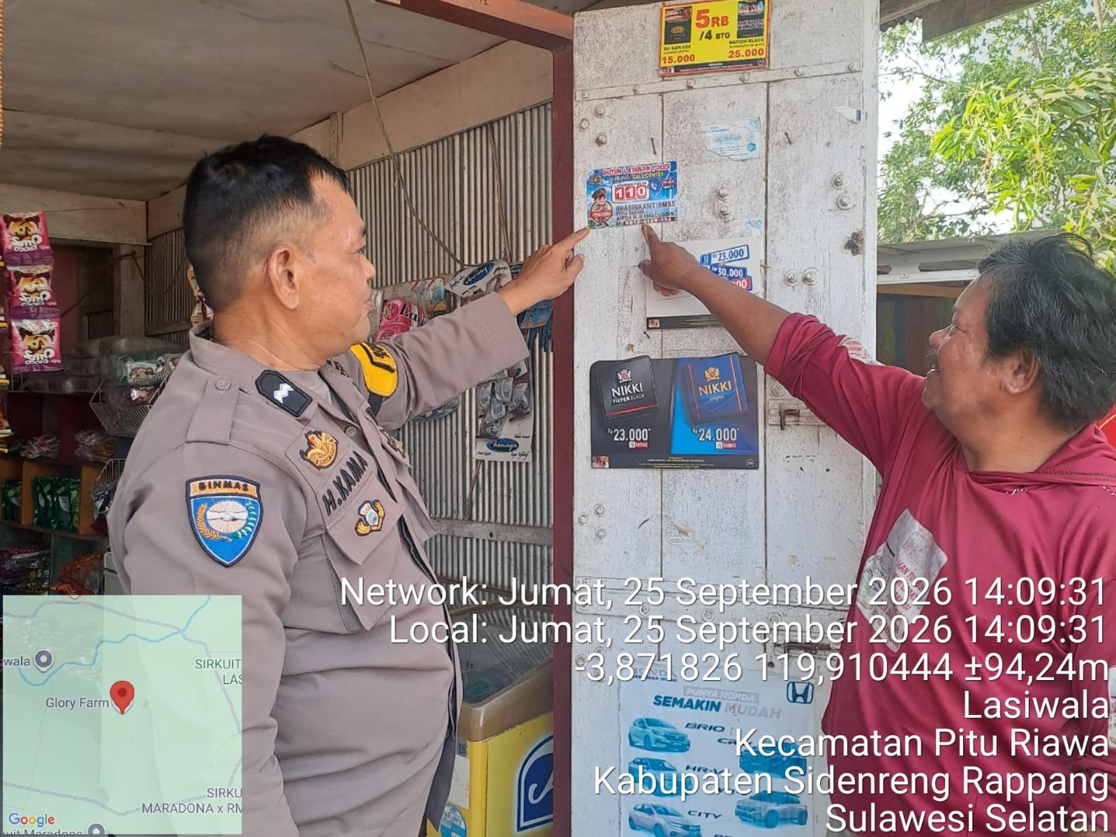 Permudah Warga Hubungi Polisi, Polres Sidrap Tempel Stiker Nomor 110 di Rumah