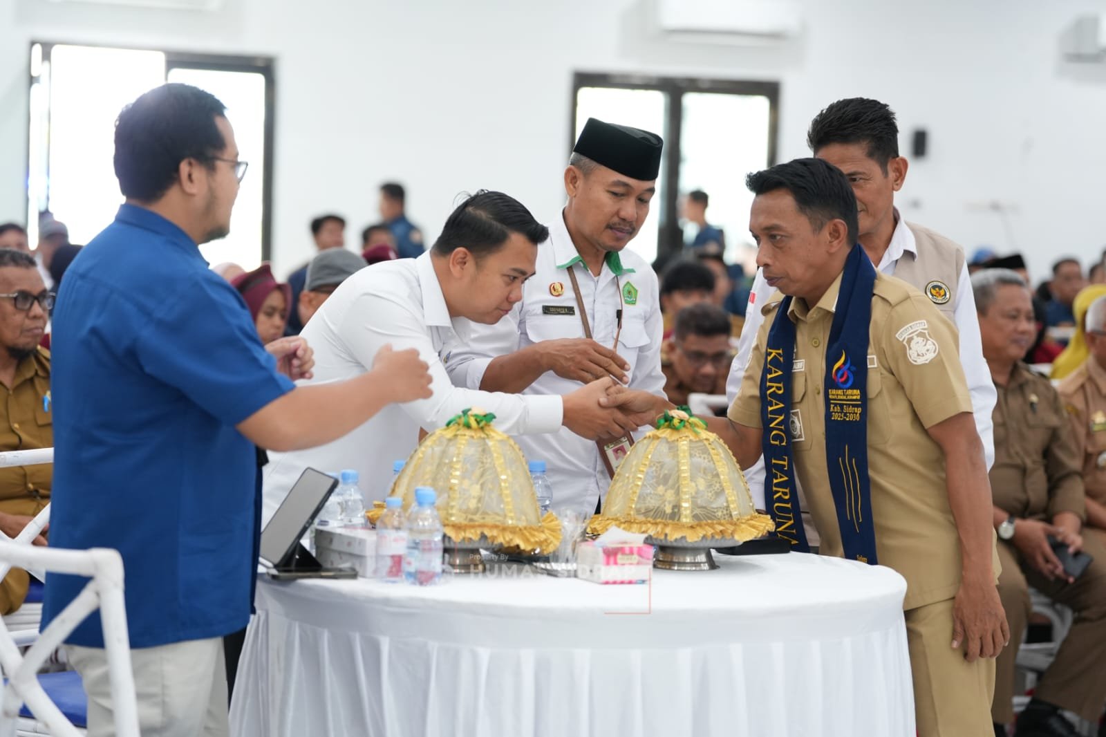 Karang Taruna Kecamatan se-Sidrap Dikukuhkan, Komitmen Perkuat Gerakan Sosial Kemasyarakatan